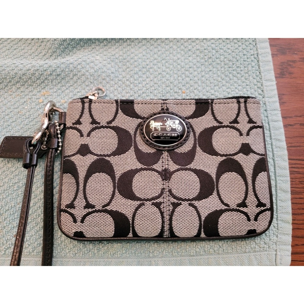 Coach Womens Black White Signature Print Charm Wristlet Wallet